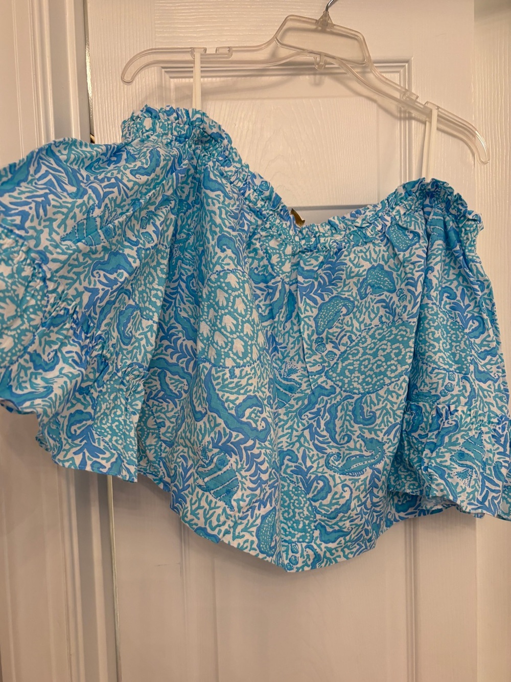 Lilly Pulitzer Crox Off-Shoulder linen top resort white and Goombay Grooves NWT